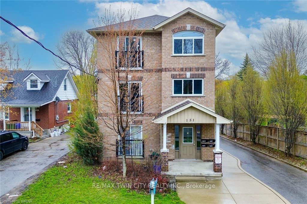 151 Bridgeport Road E 4 #4 — photo 1