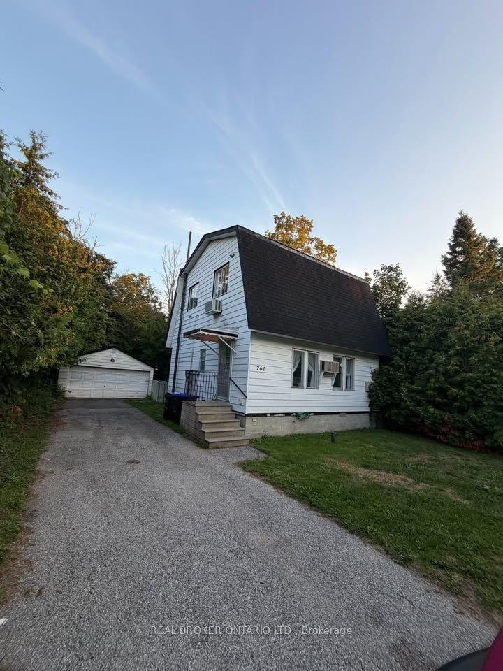 761 Innisfil Beach Road, Innisfil — Detached for lease, photo 1