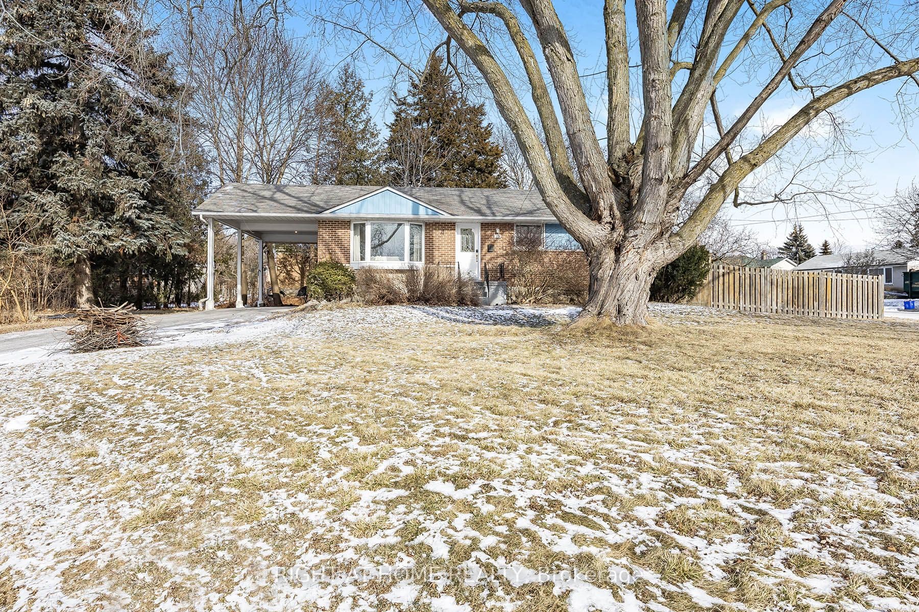 25 Hiley Avenue — photo 1