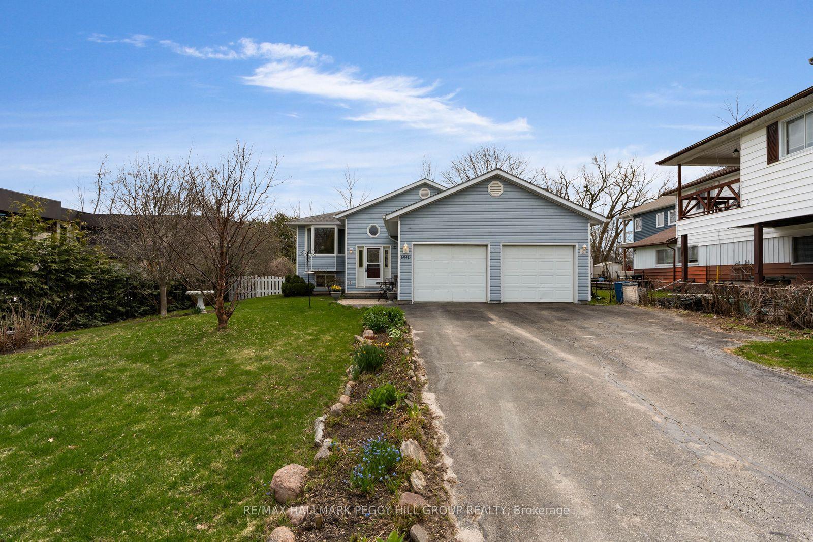 996 Arnold Street — photo 1