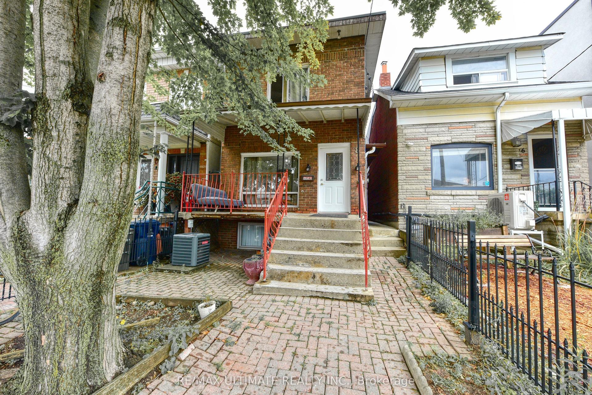 8 Corby Avenue Main Floor #Main Floor, Toronto — Detached for lease, photo 1