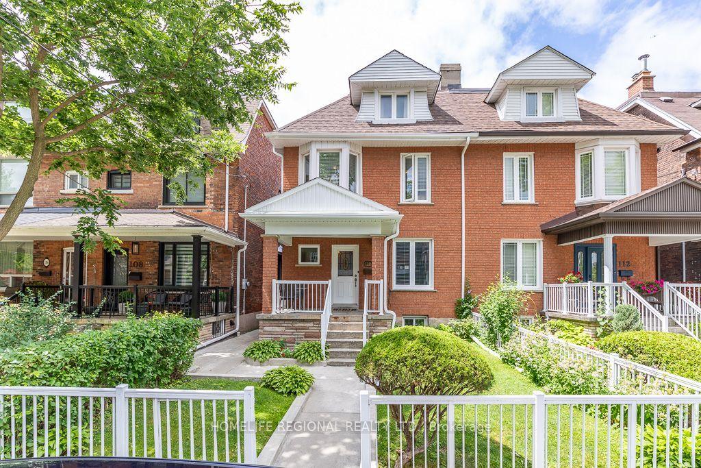 110 Grace Street, Toronto — Semi-Detached for sale, photo 1