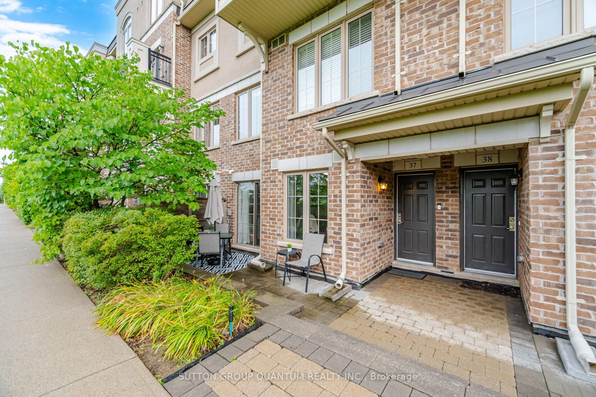 2441 Greenwich Drive 37 #37, Oakville — Condo Town for sale, photo 1