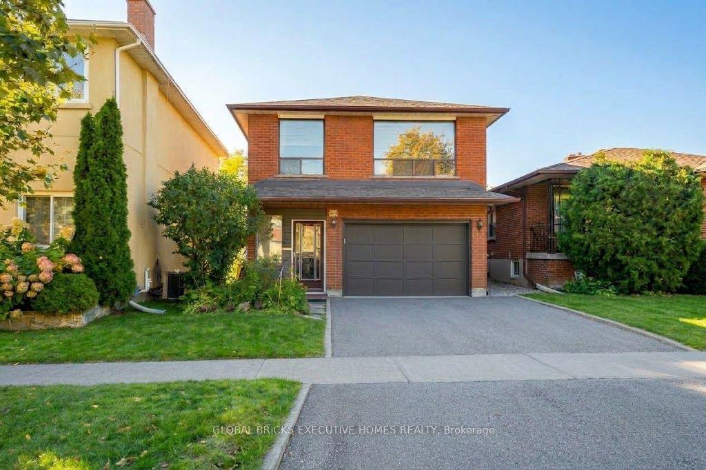 40 Foch Avenue, Toronto — Detached for sale, photo 1