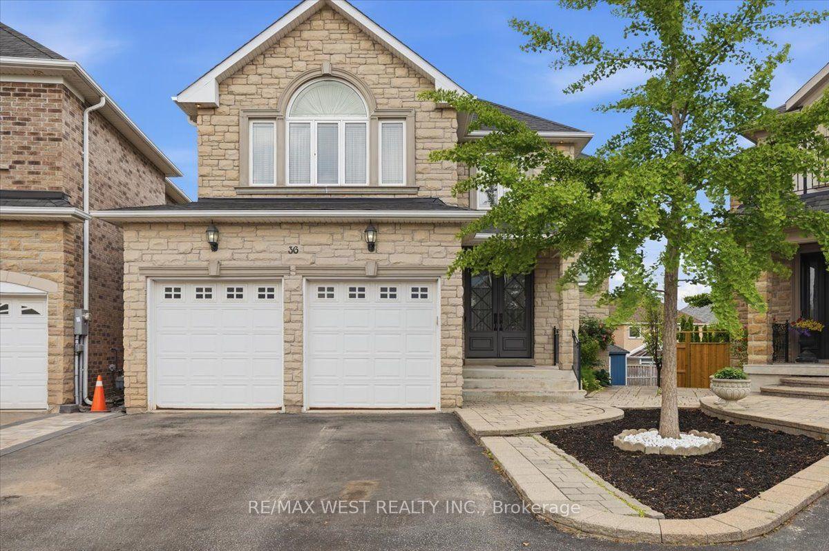 36 Danpatrick Drive, Richmond Hill — Detached for sale, photo 1