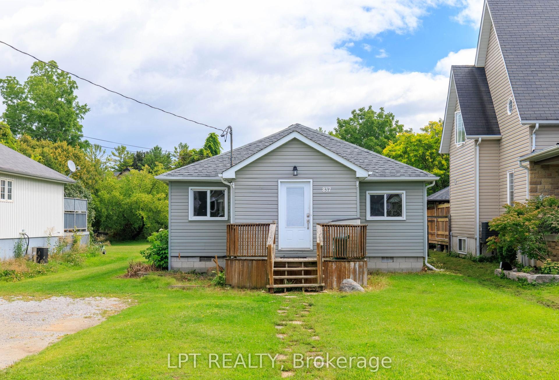 837 Montsell Avenue, Georgina — Detached for lease, photo 1