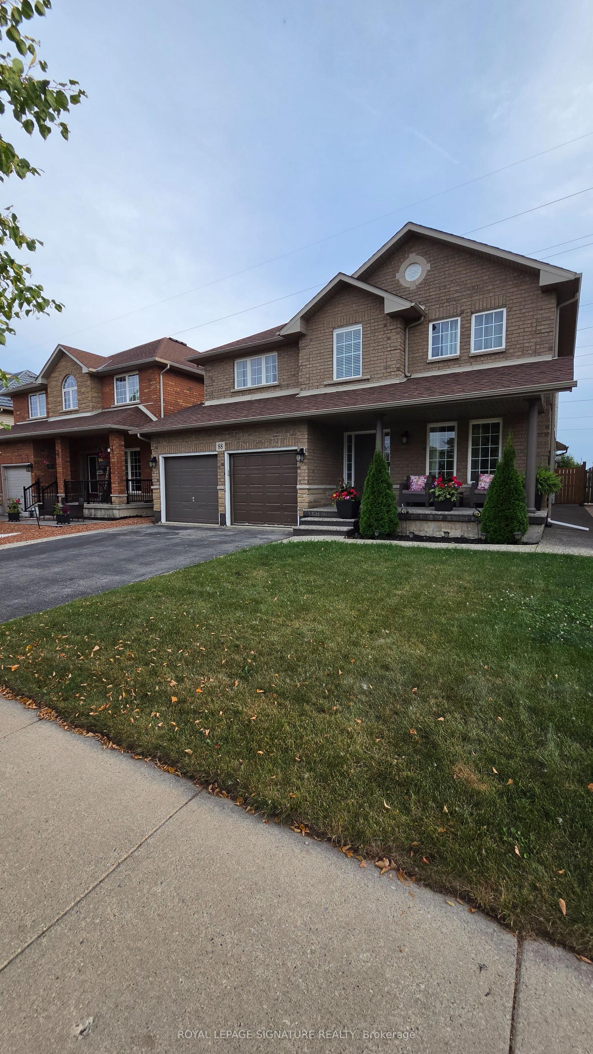 88 Blue Mountain Drive, Hamilton — Detached for lease, photo 1