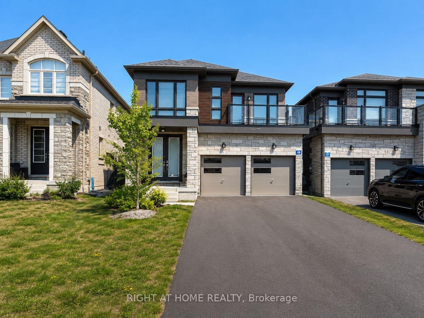 12 Sweet Cicely Street, Springwater — Detached for lease, photo 1