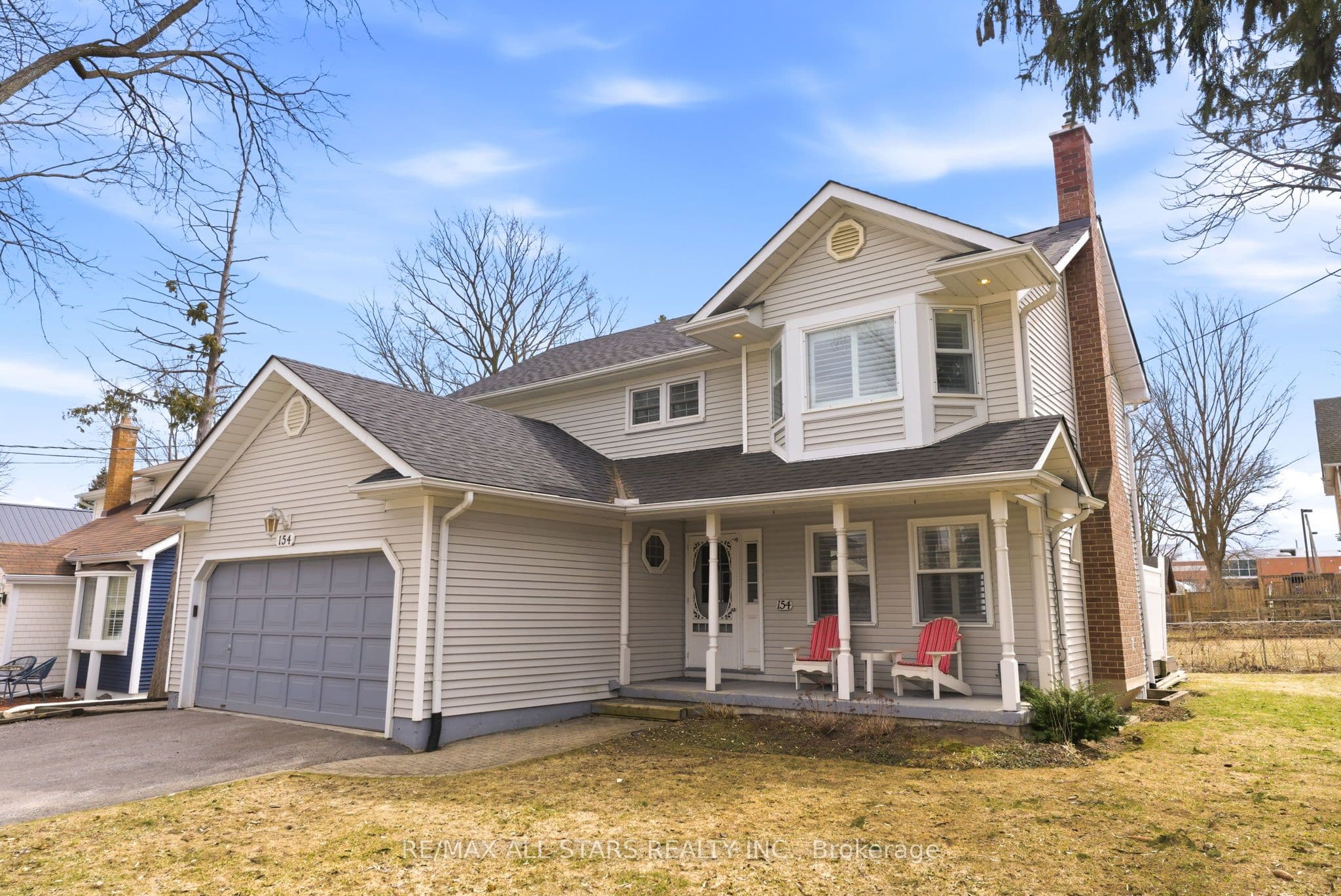 154 Brock Street E — photo 1