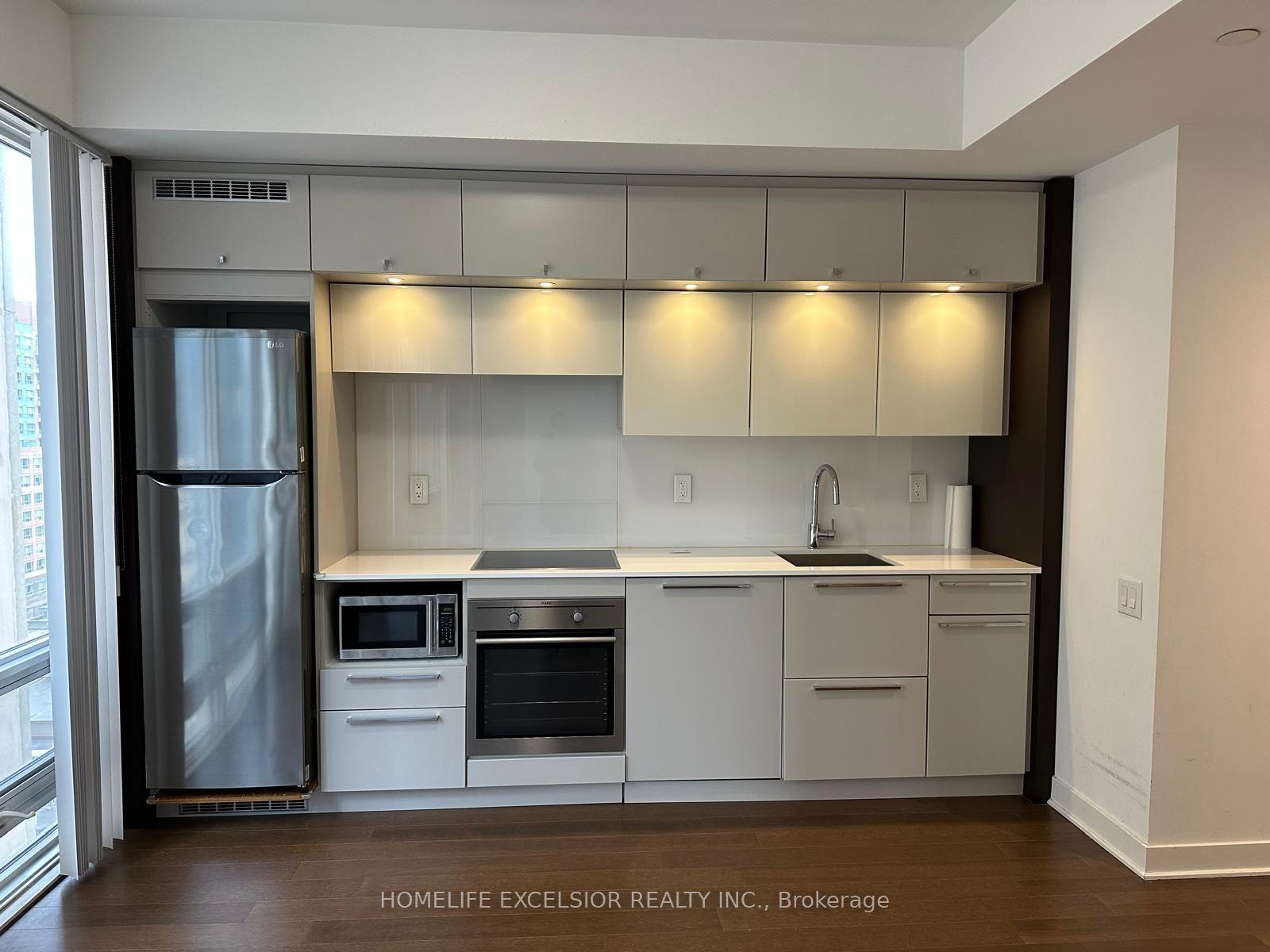 15 Grenville Street 904 #904, Toronto — Condo for lease, photo 1