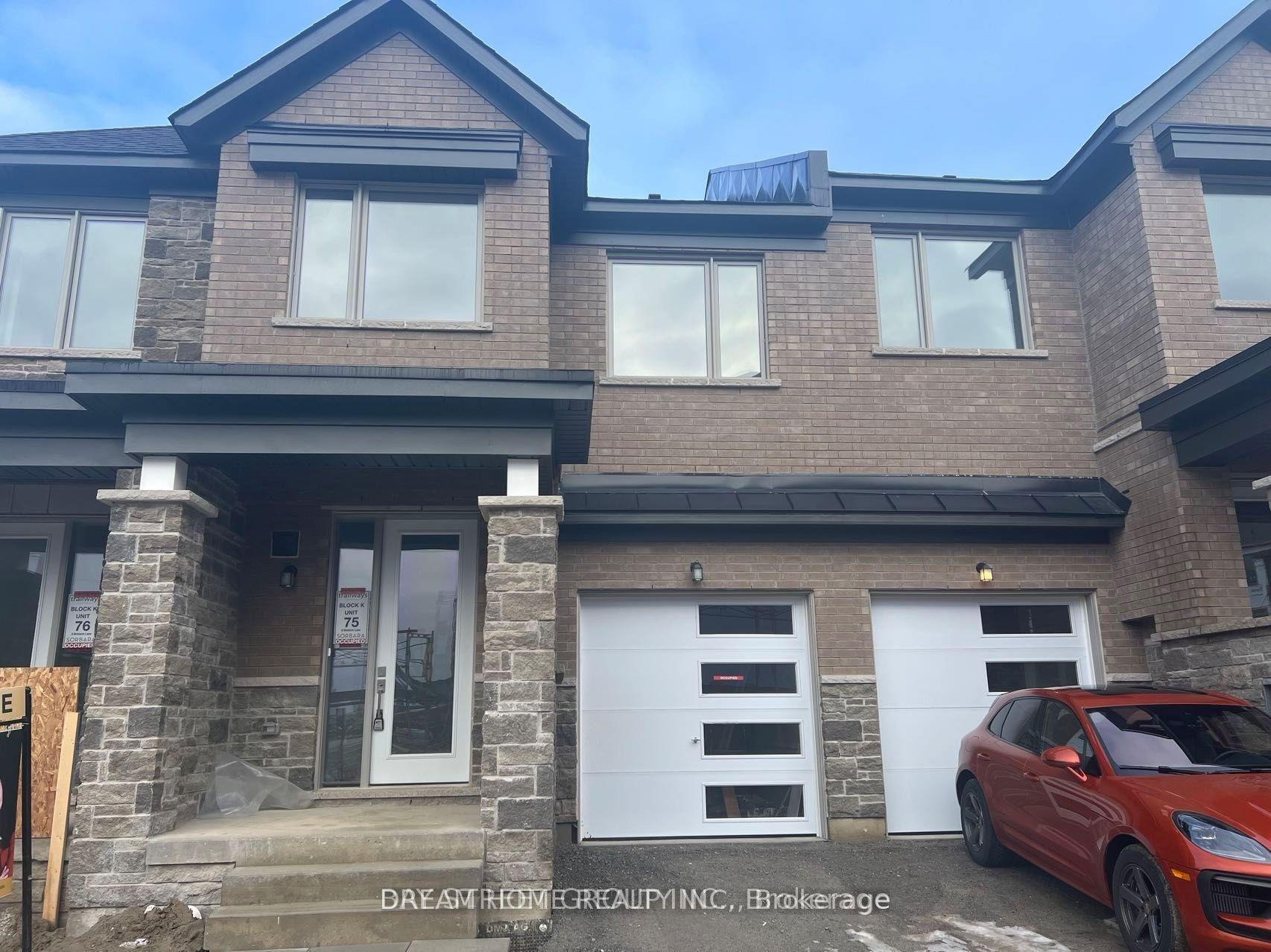 8 Brofarm Lane, Whitchurch-Stouffville — Townhouse for lease, photo 1