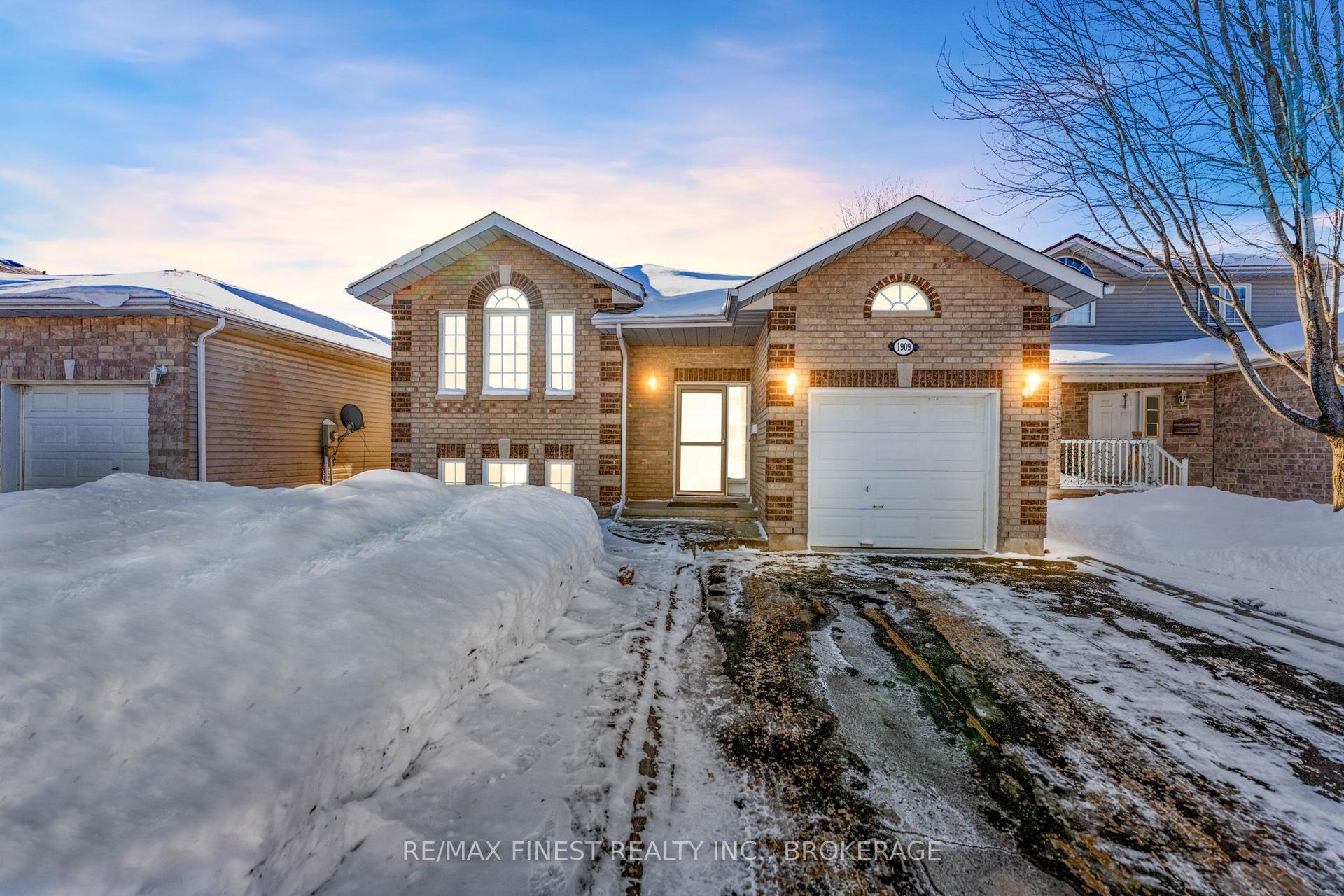 1909 Spindlewood Street — photo 1