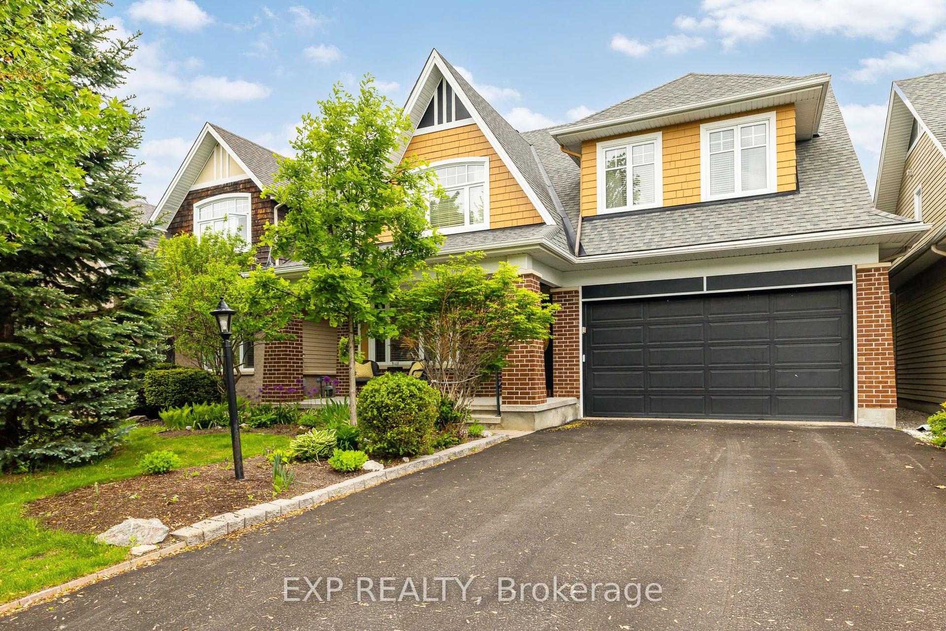 36 Oakbriar Crescent, Barrhaven — Detached for sale, photo 1