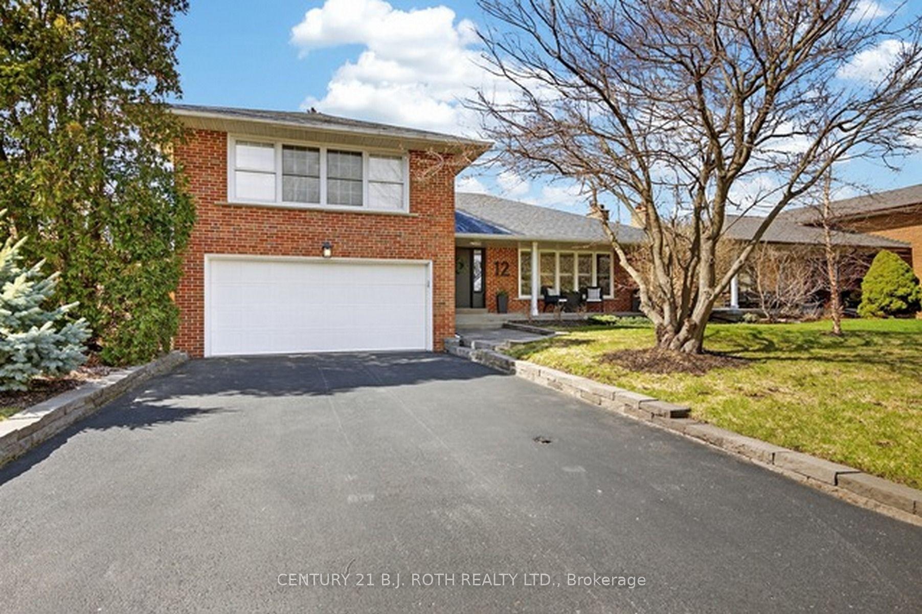 12 Tallforest Crescent — photo 1