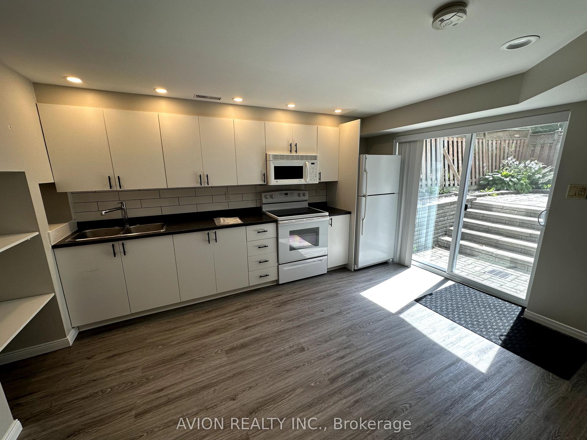 38 Rush Road BSMT #BSMT, Aurora — Detached for lease, photo 1