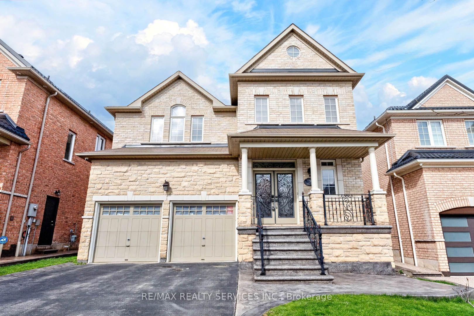 5 Pillar Road — photo 1