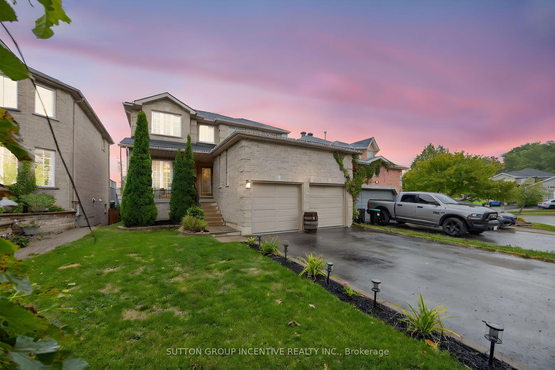 4 Dunnett Drive — photo 1
