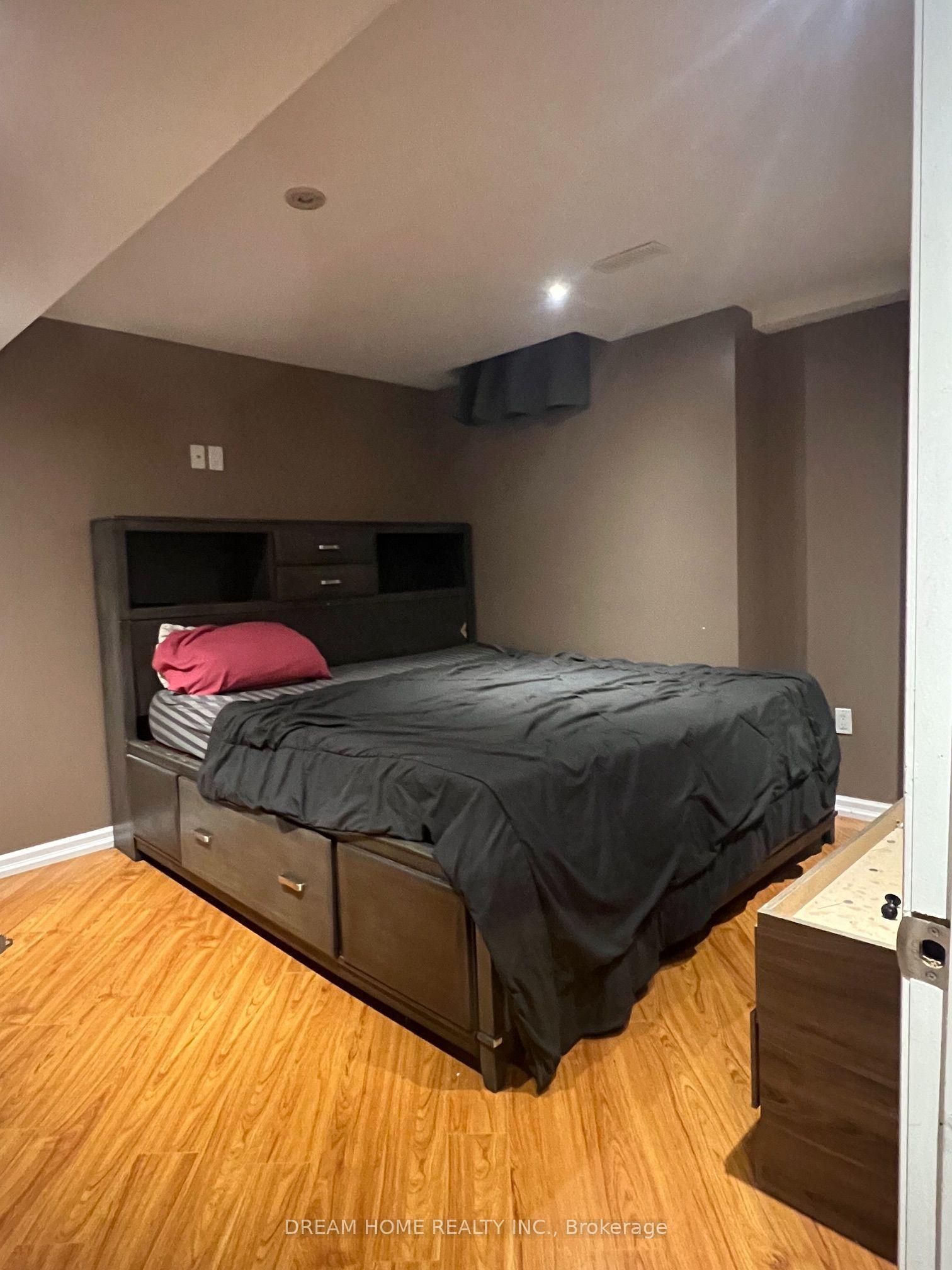 341 La Rocca Avenue Basement #Basement, Vaughan — Detached for lease, photo 1
