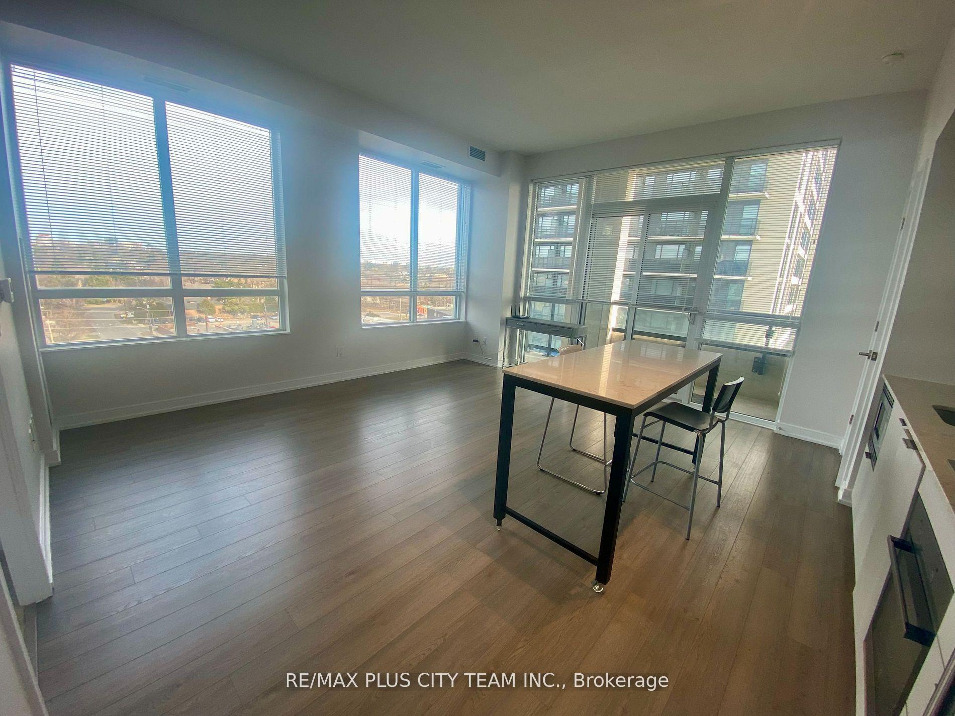 20 Thomas Riley Road 804 #804 — photo 1