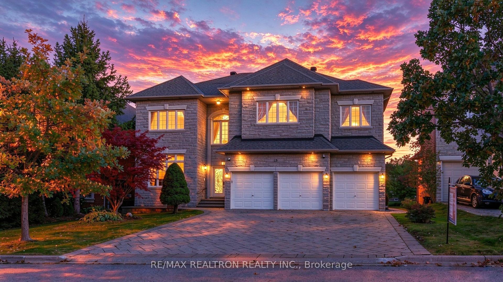 15 Ridgley Court, Richmond Hill — Detached for sale, photo 1