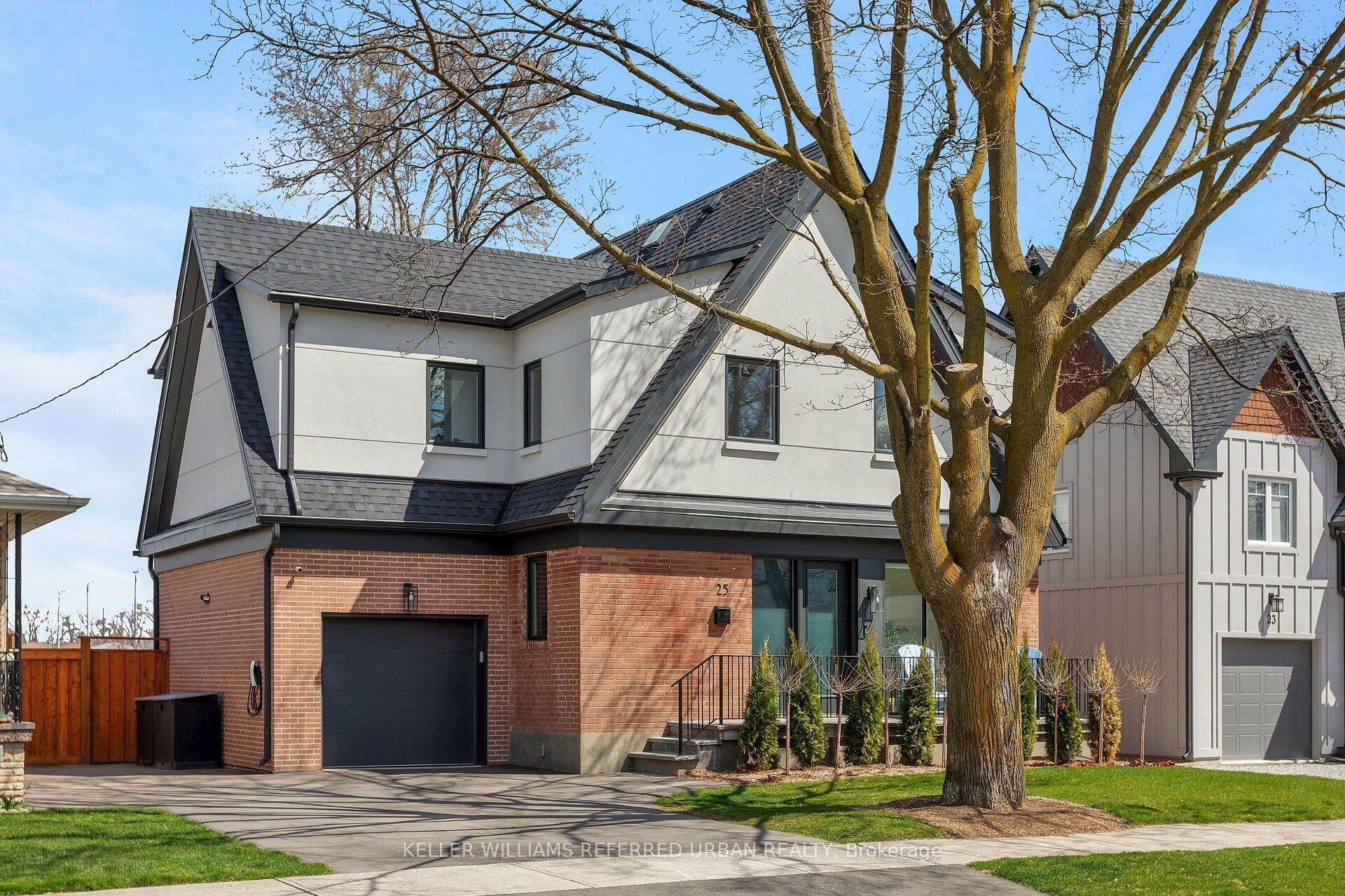 25 Delma Drive, Toronto — Detached for sale, photo 1