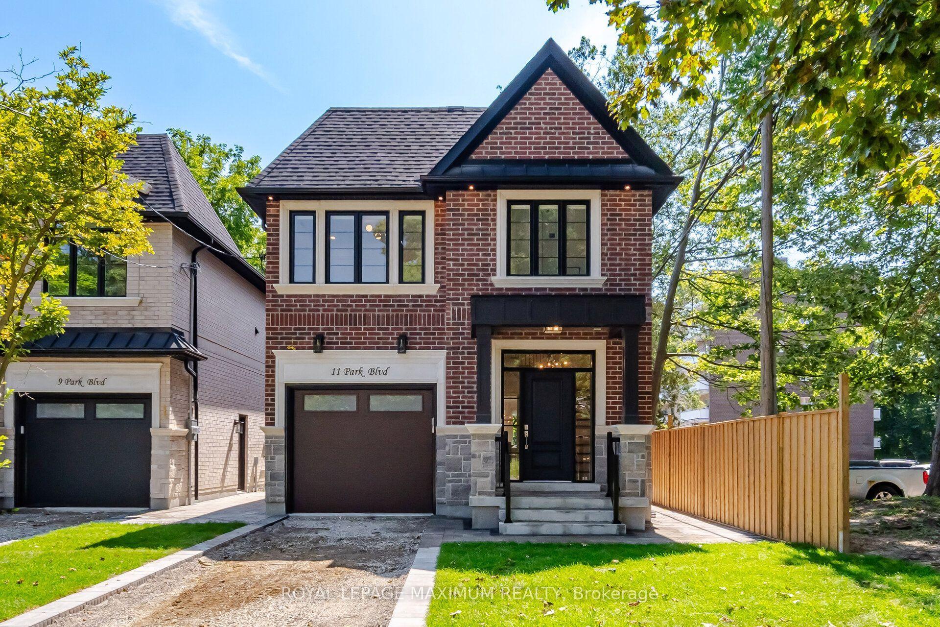 11 Park Boulevard, Toronto — Detached for sale, photo 1