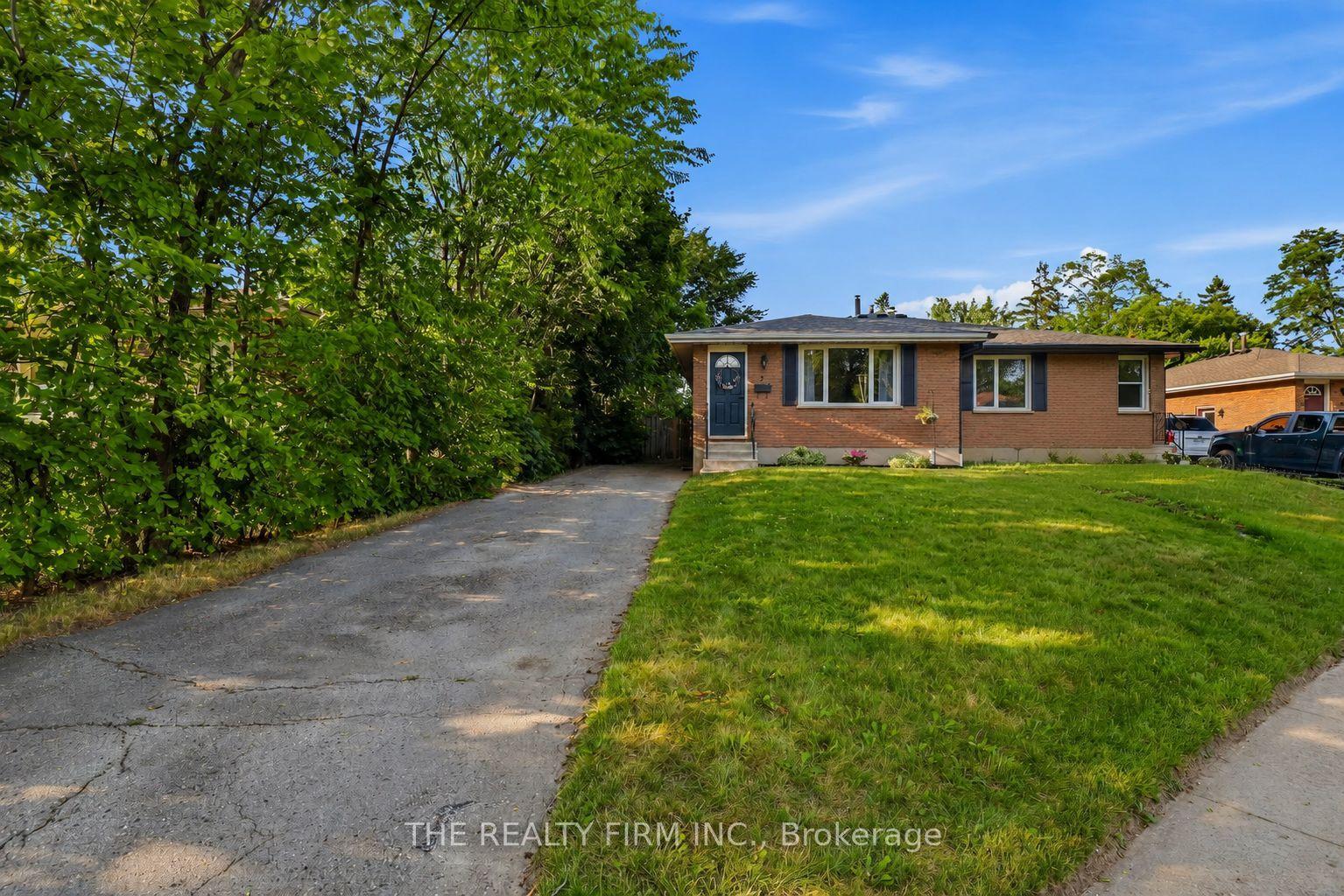 2 Noel Avenue, London East — Semi-Detached for sale, photo 1