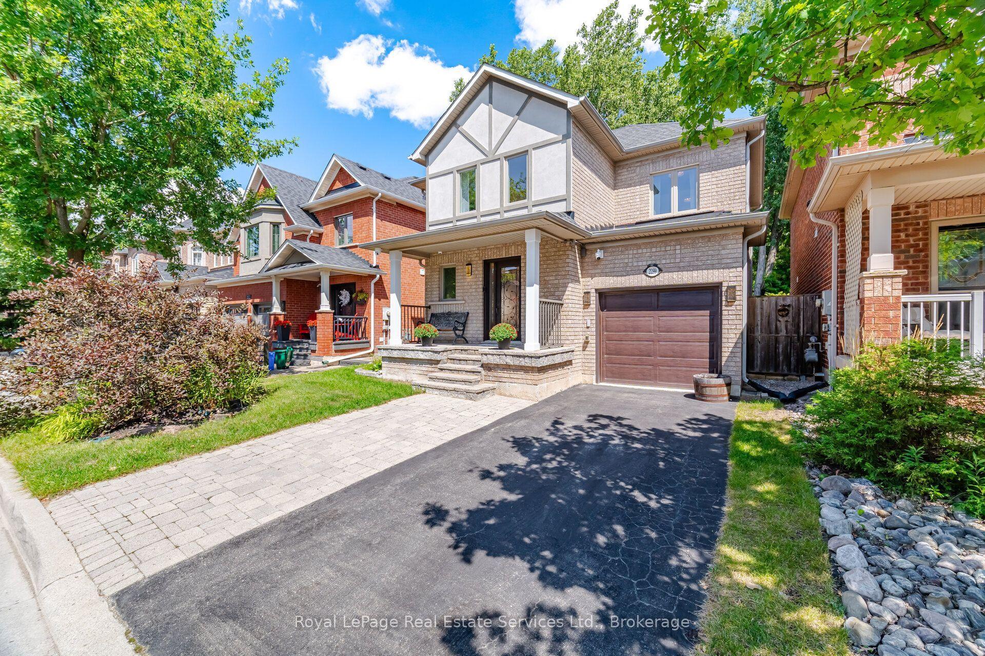 2259 Empire Crescent, Burlington — Detached for sale, photo 1