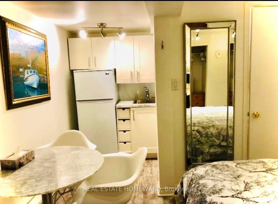 426 Markham Street Basement 1 #Basement 1 — photo 1