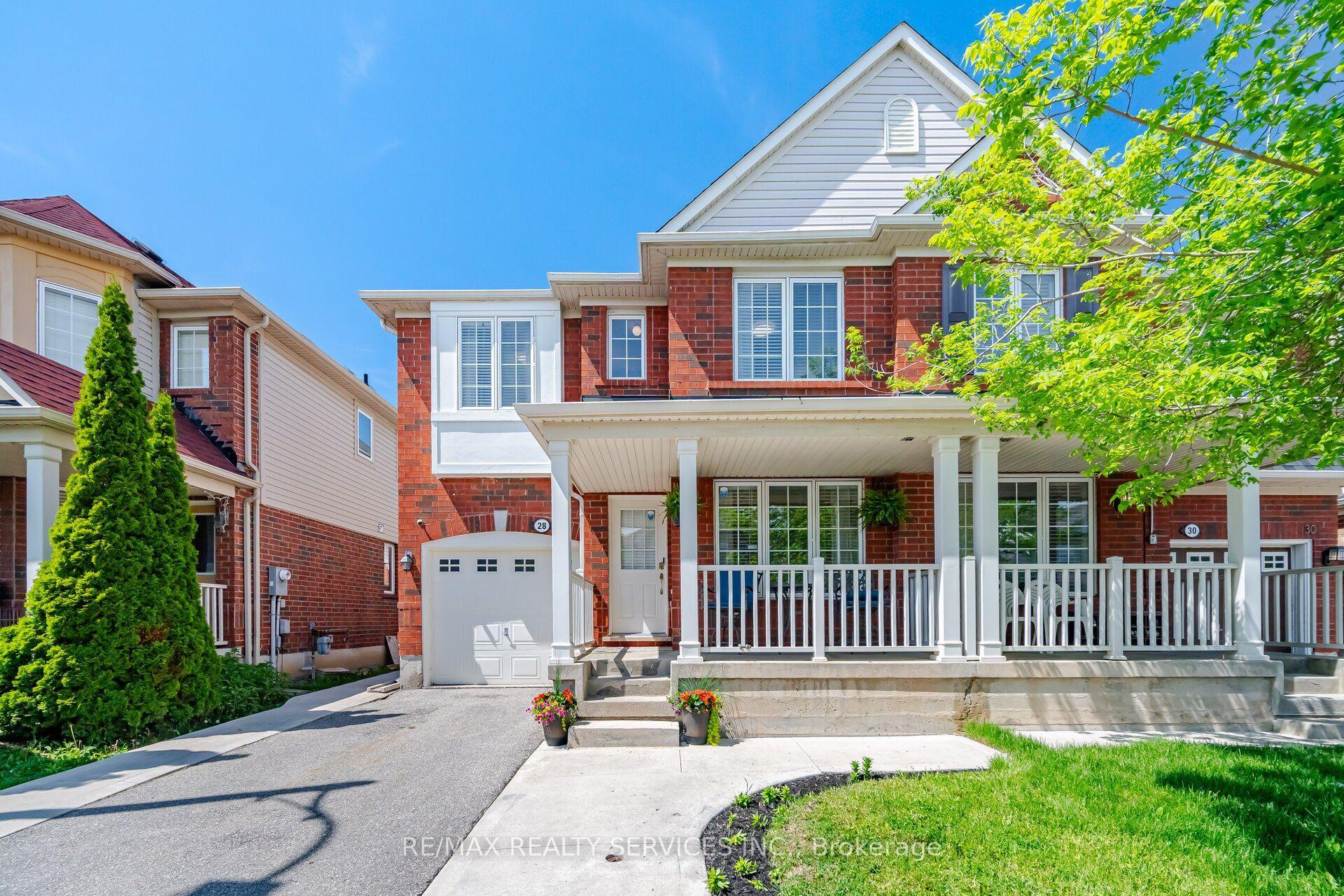 28 Ponymeadow Way — photo 1