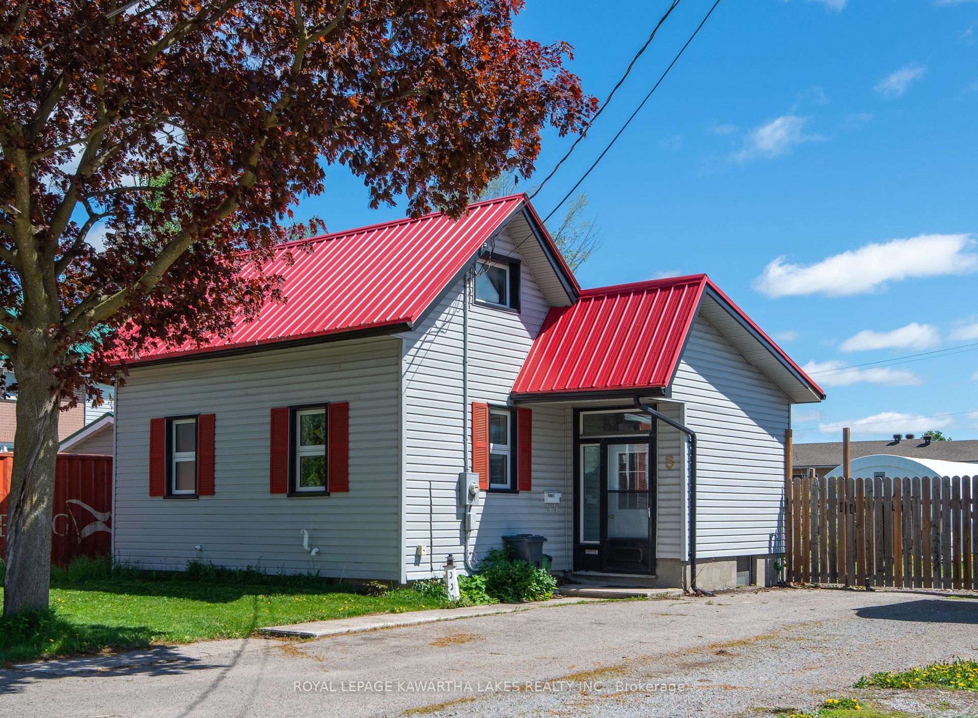 8 Wolfe Street — photo 1
