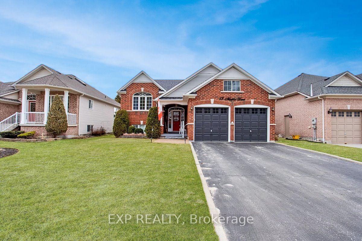 13 Masters . Lane — photo 1