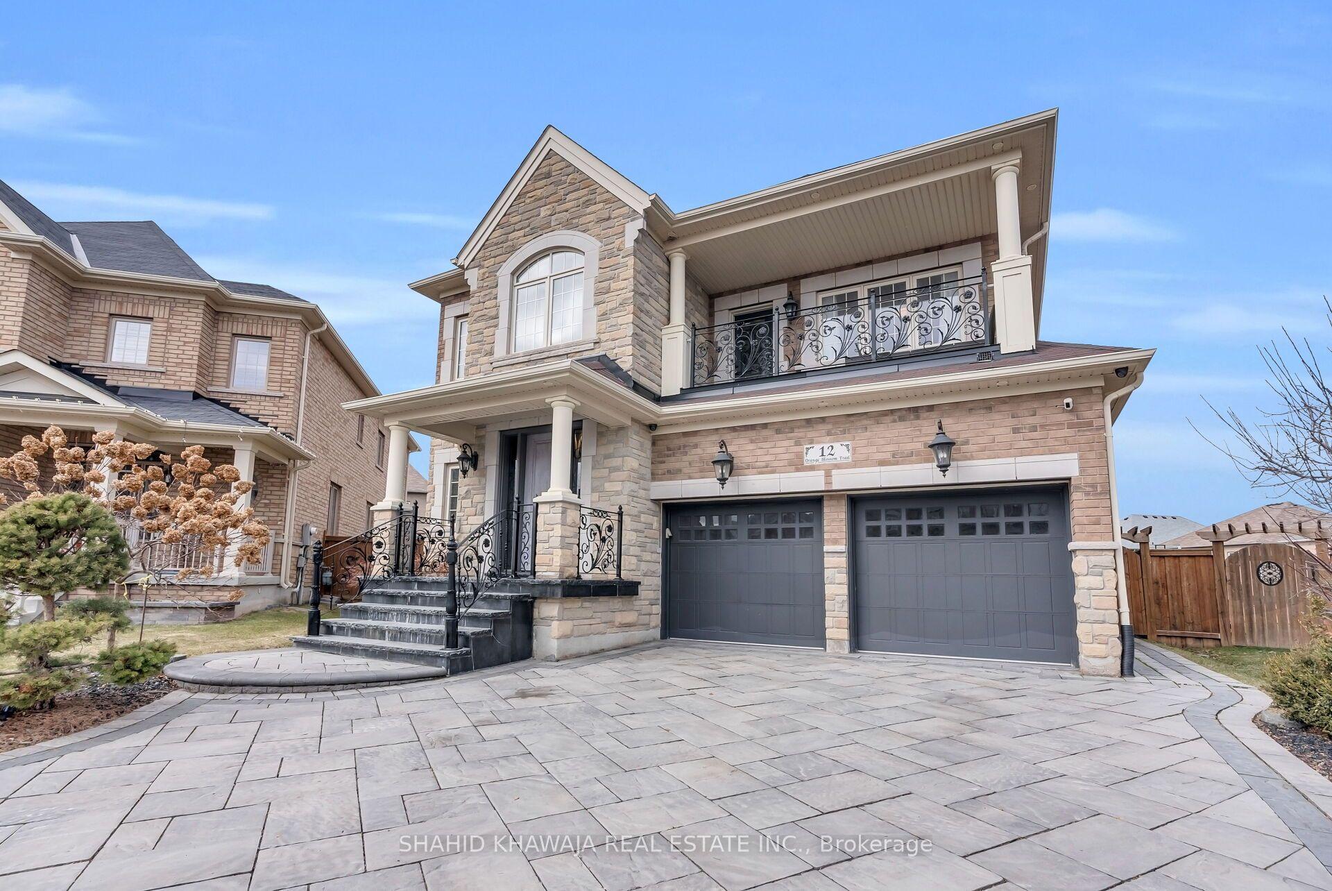 12 Orangeblossom Trail, Brampton — Detached for sale, photo 1