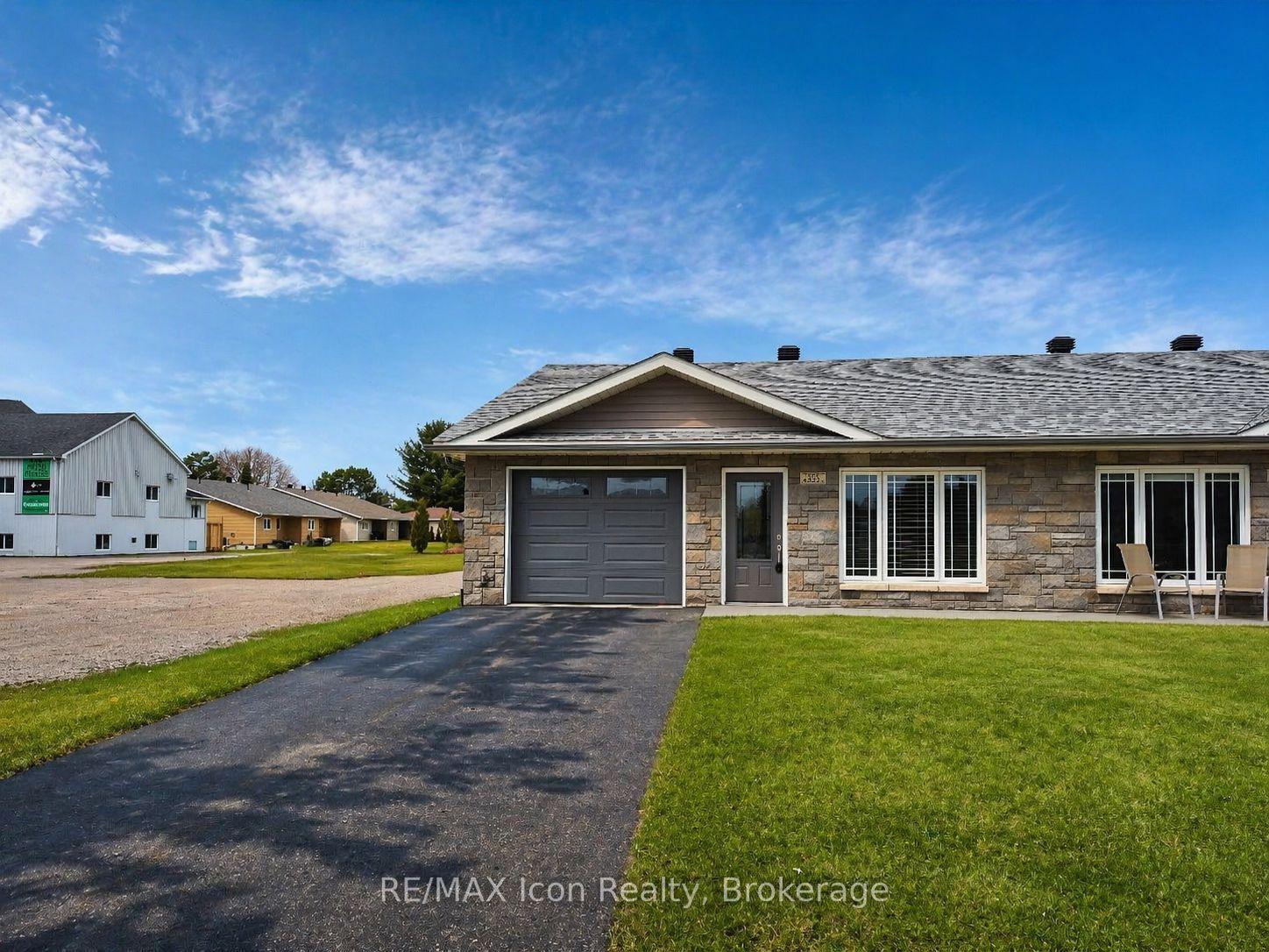 325 Nipissing Street — photo 1