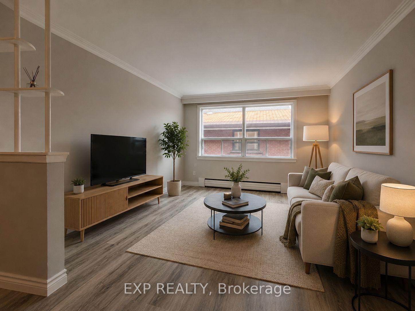 32 Heman Street 3 #3, Toronto — Multiplex for lease, photo 1