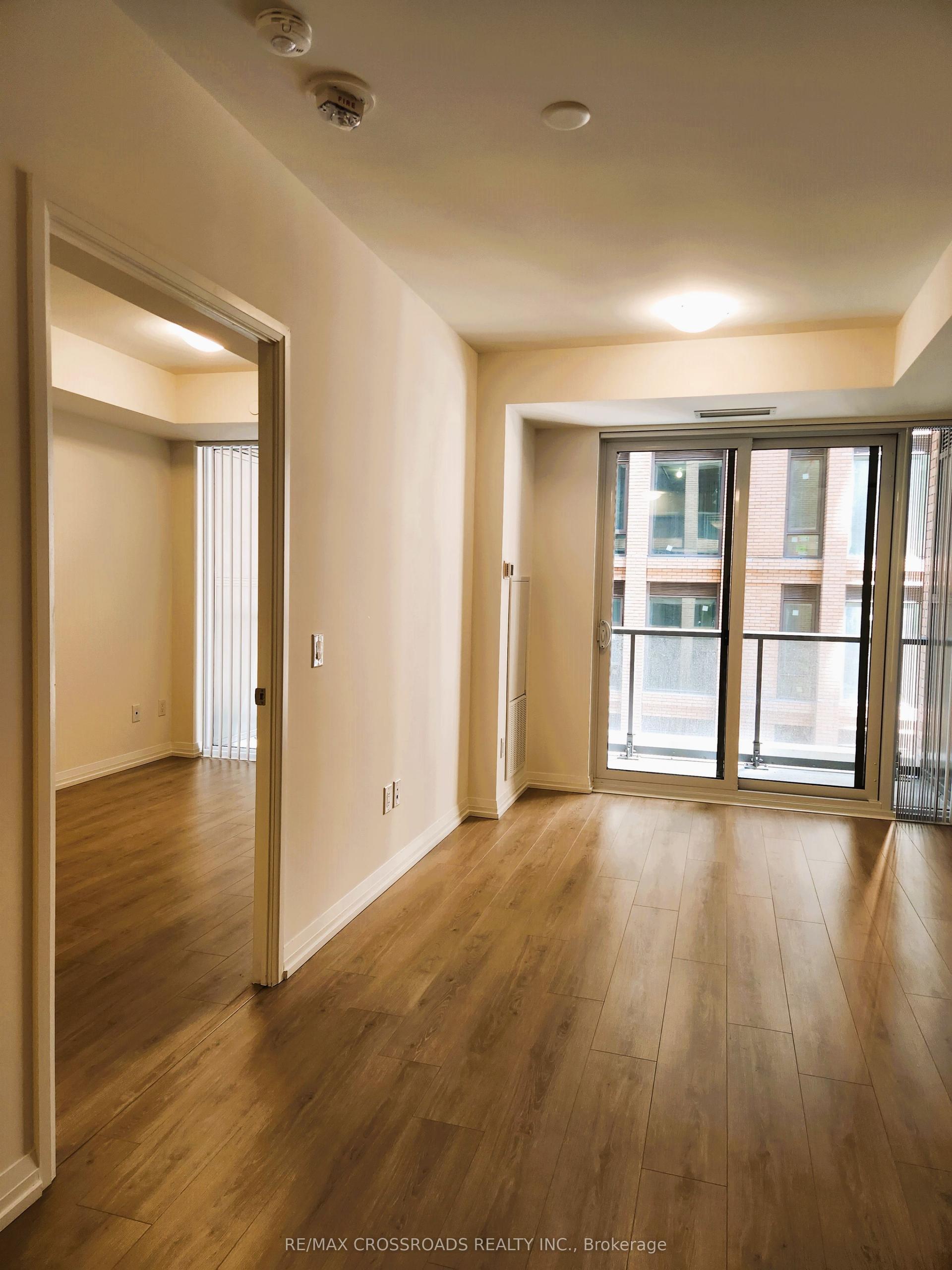 8 Widmer Street 704 #704 — photo 1