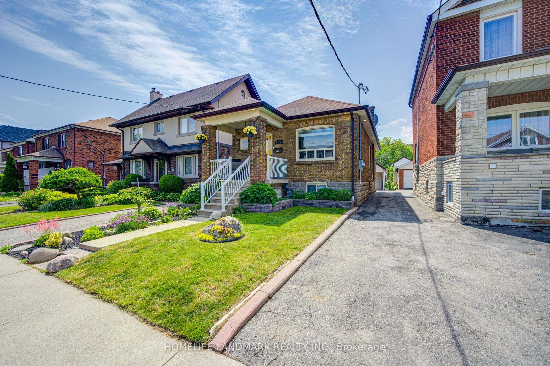 237 Belgravia Avenue — photo 1