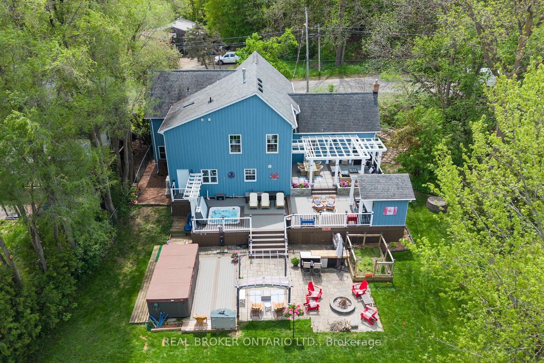 25 Stewarttown Road — photo 1