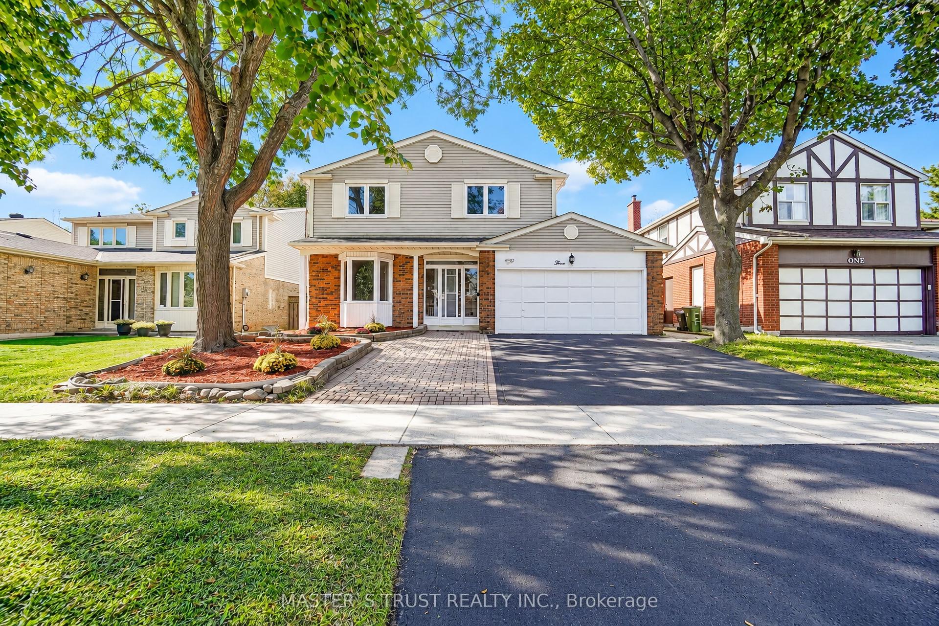 3 Longbow Square, Toronto — Detached for sale, photo 1