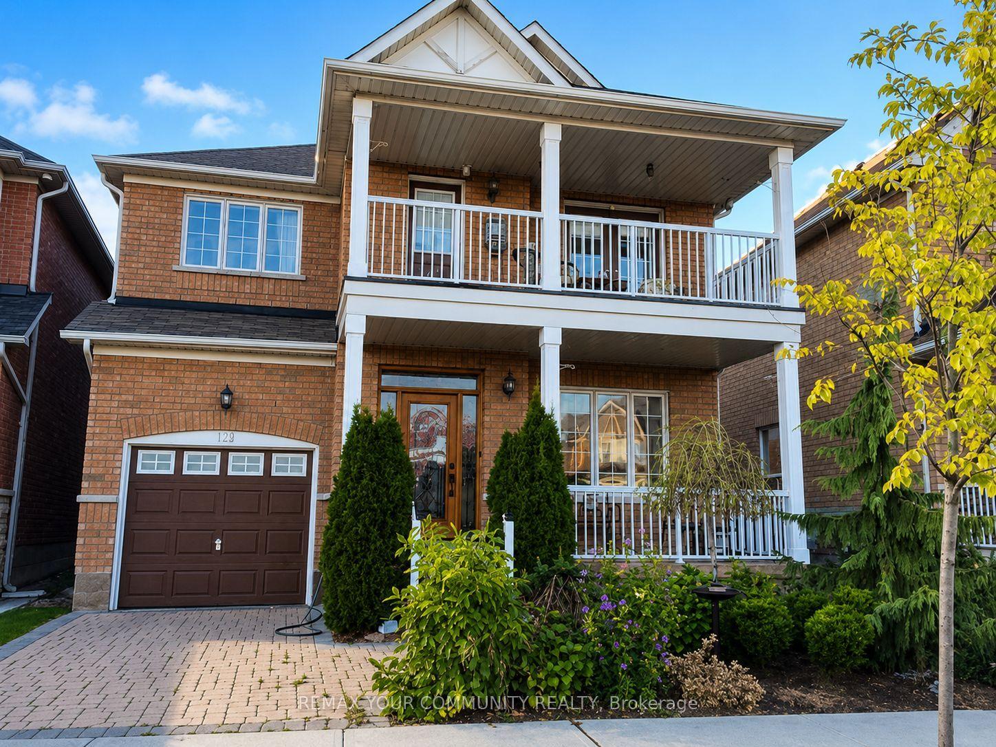 112 Barnwood Drive, Richmond Hill — Detached for lease, photo 1