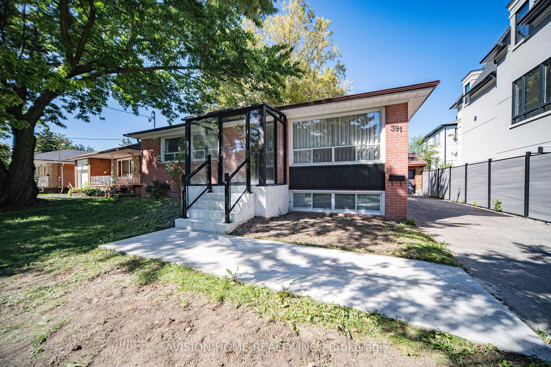 391 Crosby Avenue, Richmond Hill — Detached for sale, photo 1