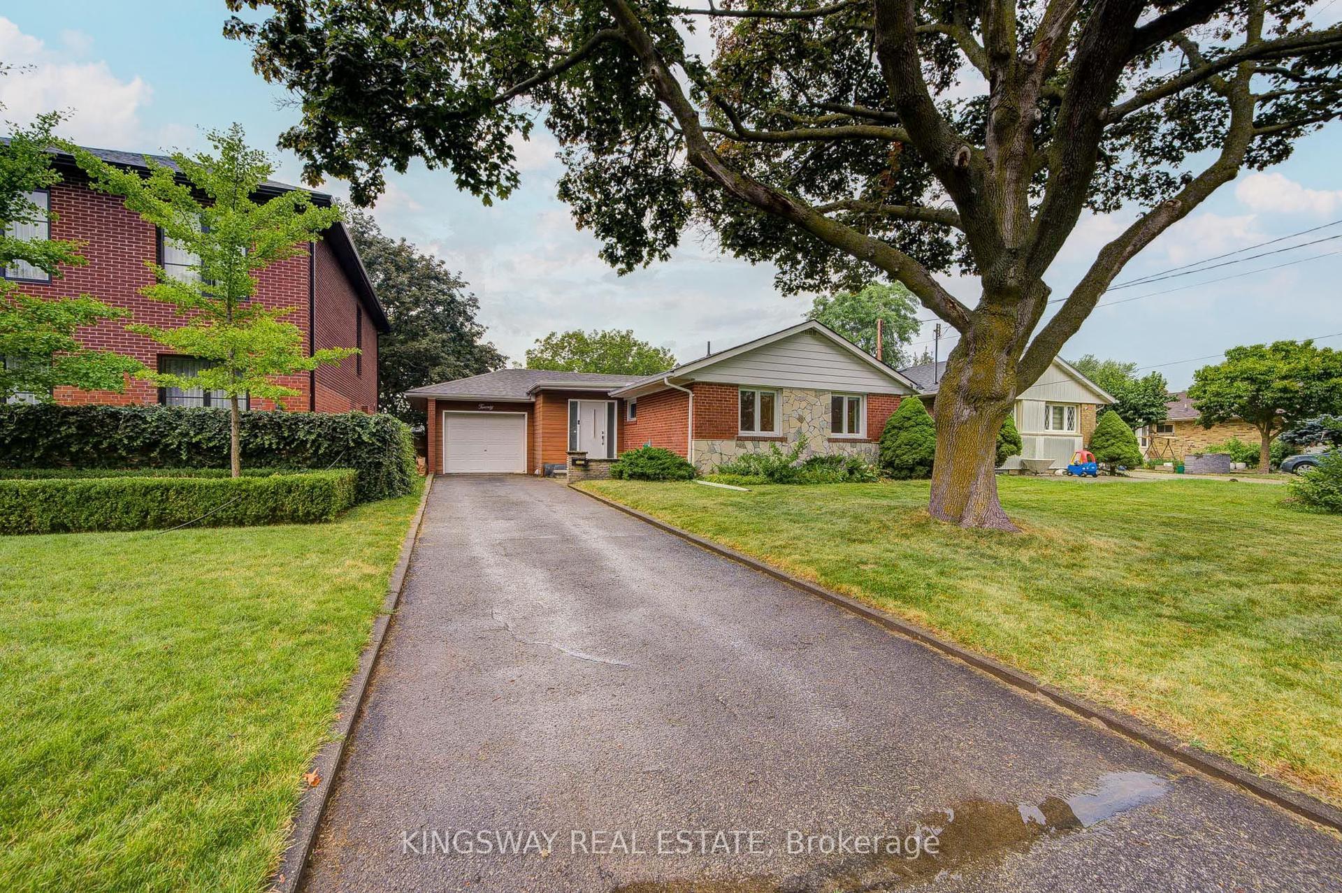 20 Wigmore Drive, Toronto — Detached for sale, photo 1