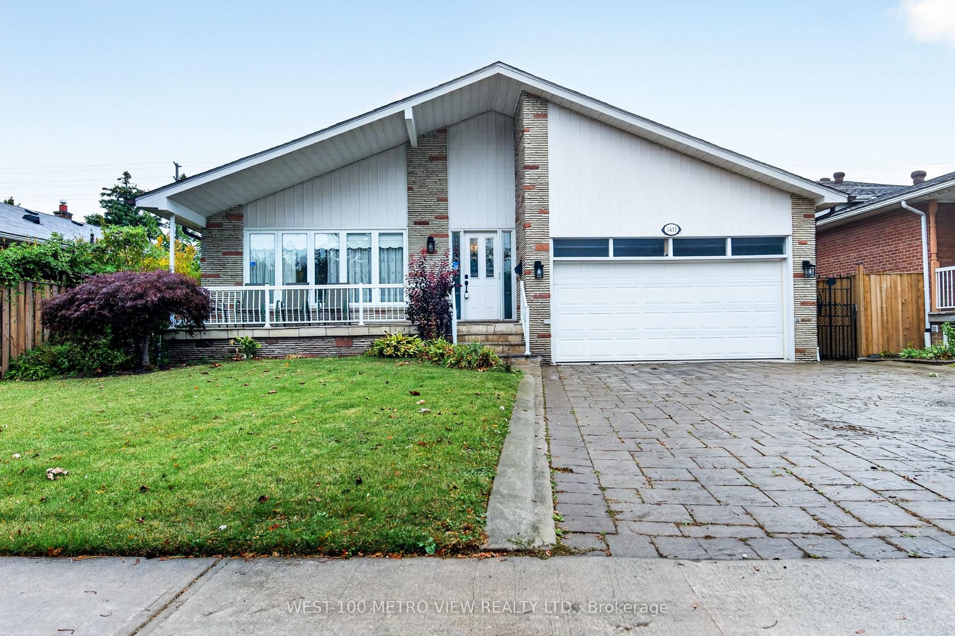 3411 Pinesmoke Crescent, Mississauga — Detached for sale, photo 1