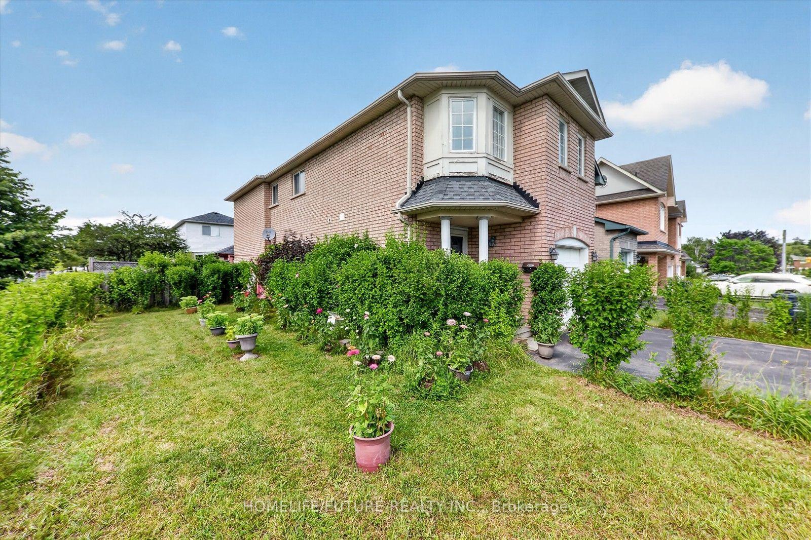 16 Rozell Road, Toronto — Detached for sale, photo 1