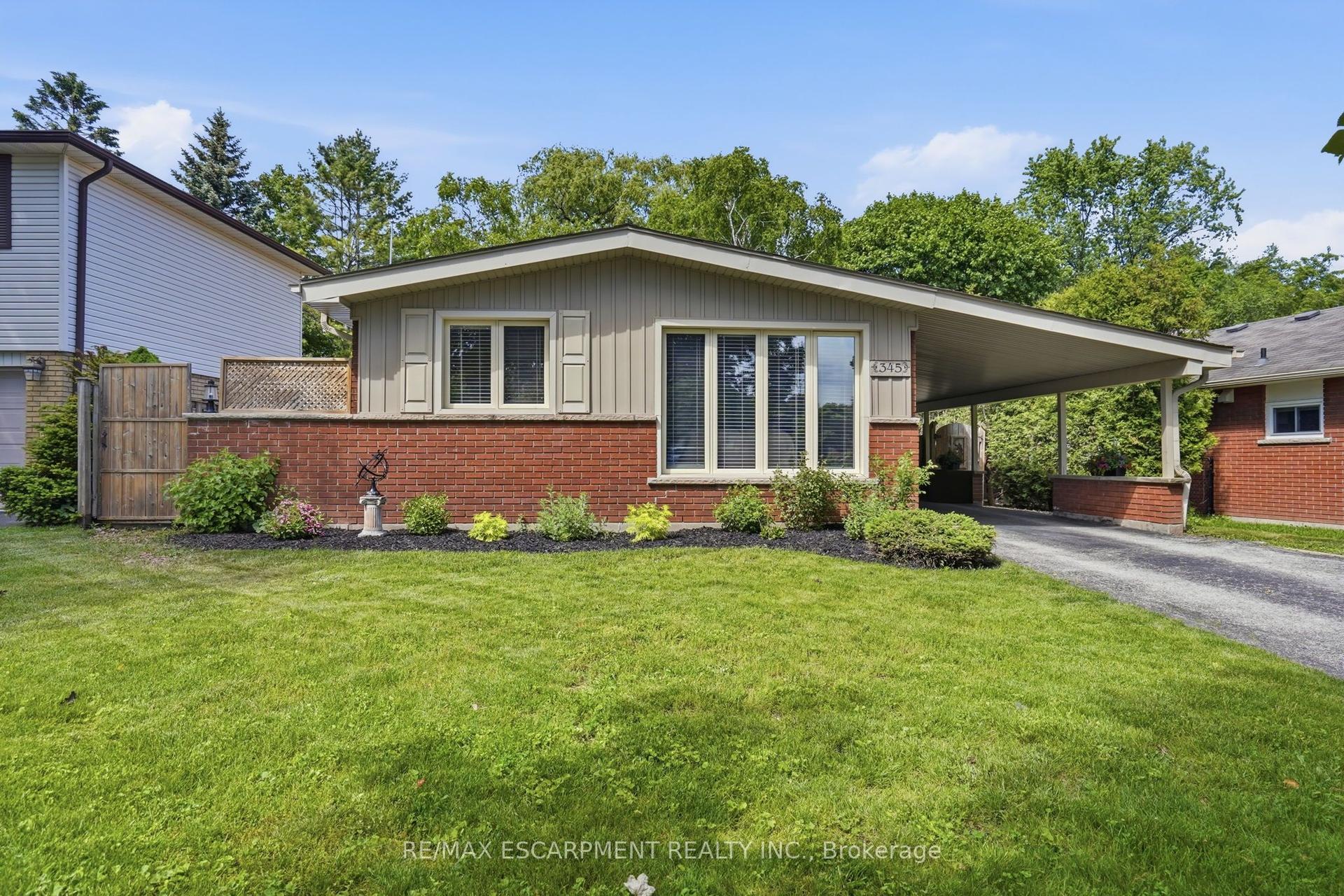 345 ERINDALE Drive — photo 1