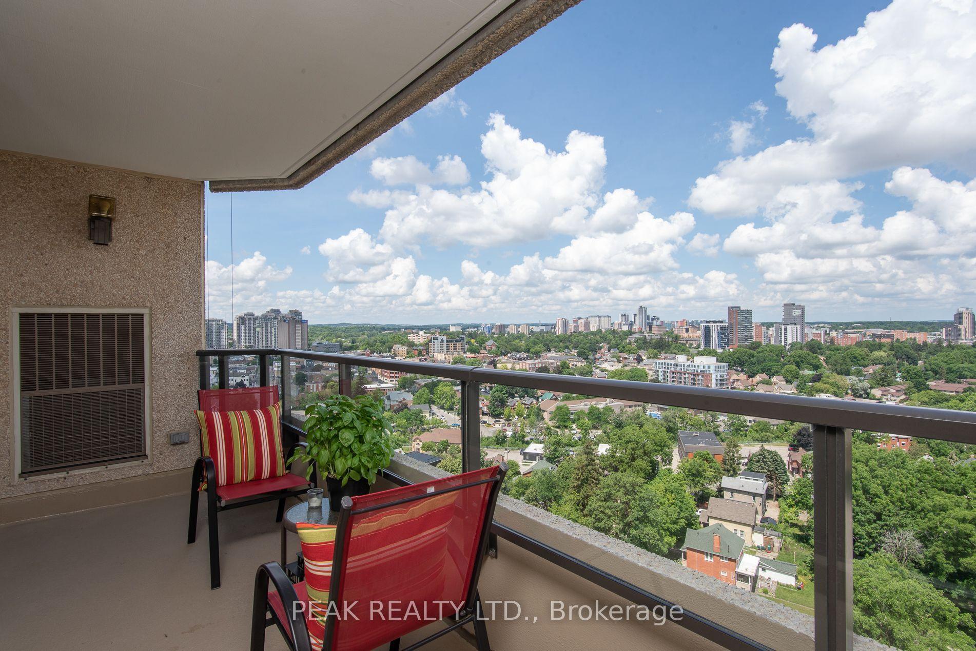 6 Willow Street 2008 #2008, Waterloo — Condo for sale, photo 1