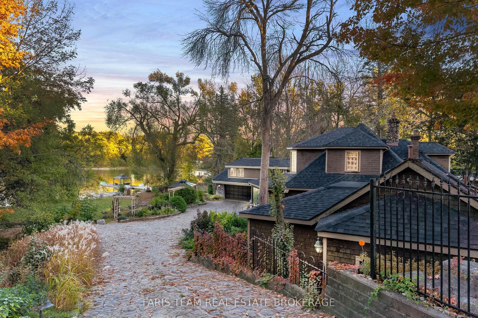 345 Brewery Lane — photo 1