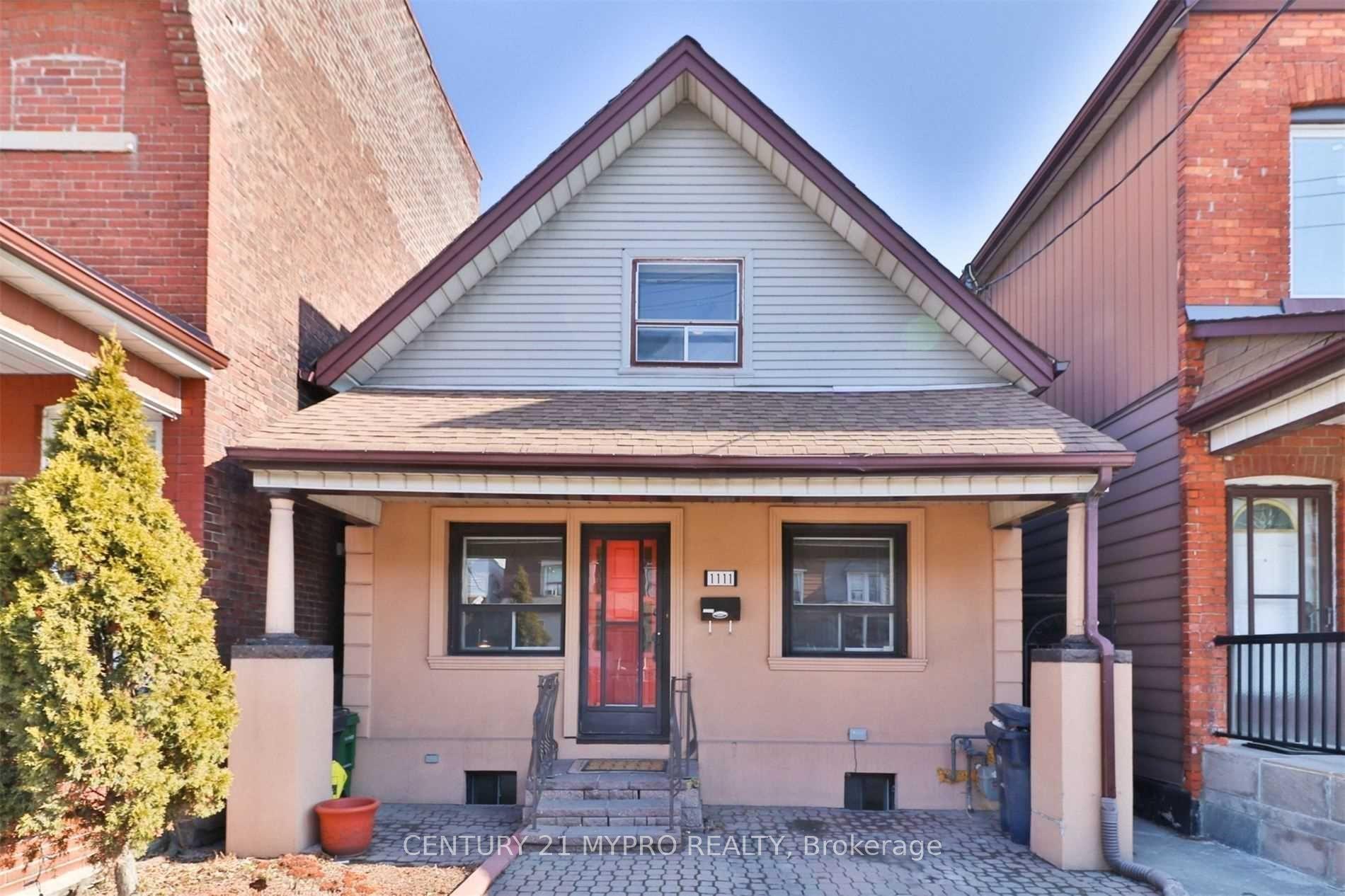 1111 Dufferin Street, Toronto — Detached for lease, photo 1