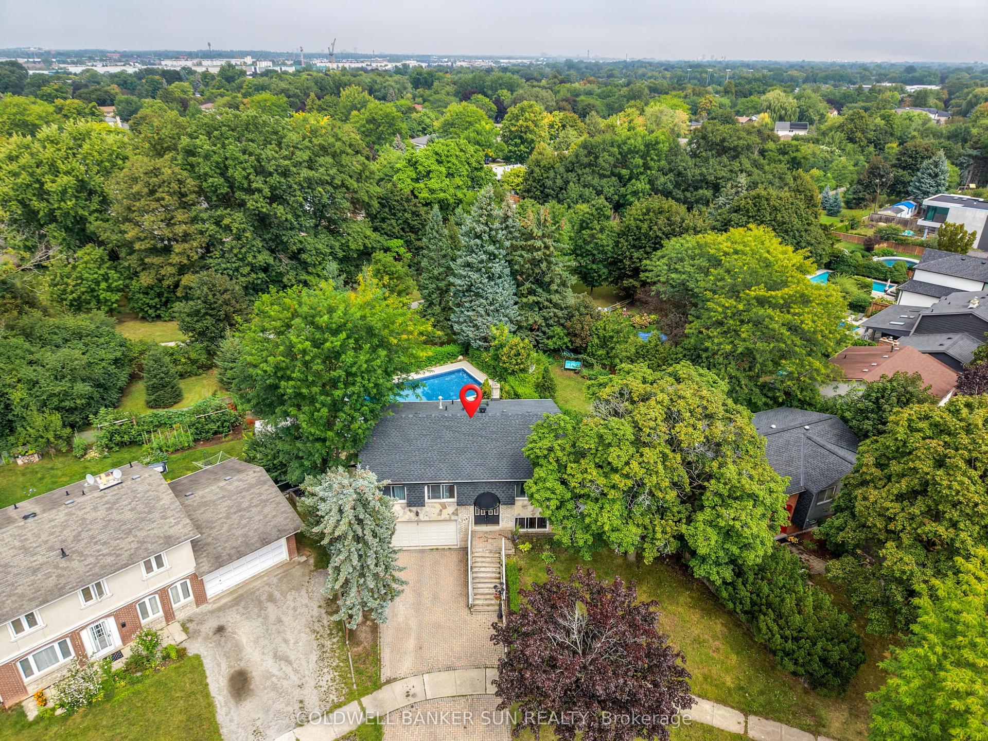 2483 Yarmouth Crescent, Oakville — Detached for sale, photo 1