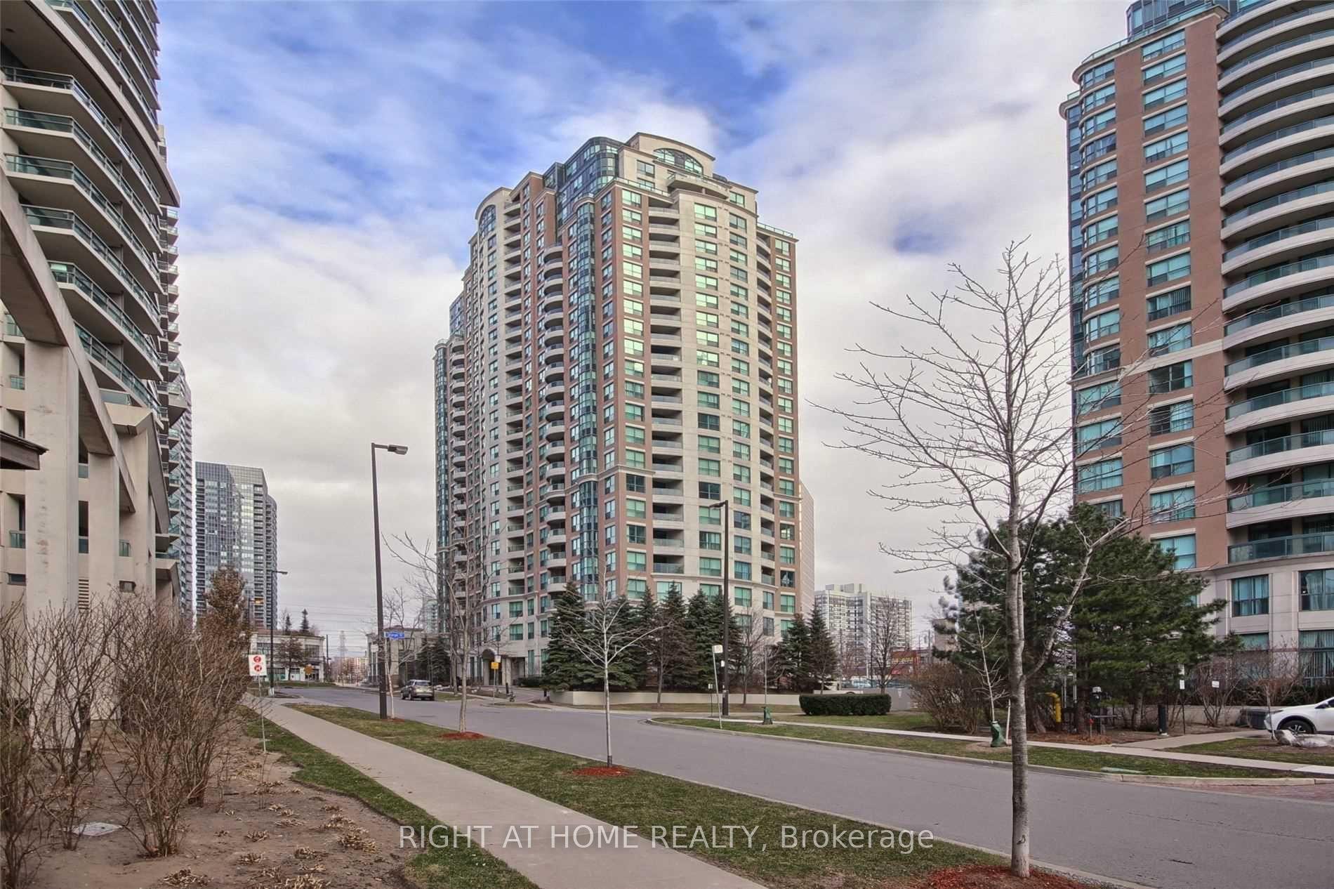 7 Lorraine Drive 1208 #1208 — photo 1